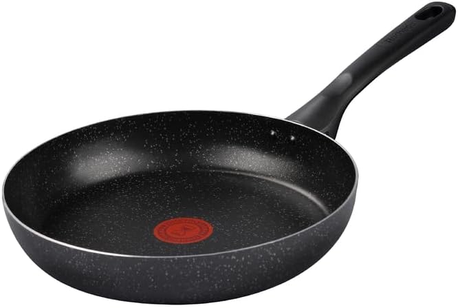 Frigideira Rochedo Stone Pro 24cm Preto com Efeito Pedra e Antiaderente Minerium, Alta Resistência e Durabilidade, Cabos Ergonômicos para Maior Segurança e Base Limpa Fácil