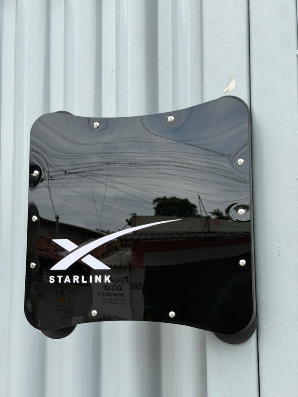SUPORTE VEICULAR CASE PARA STARLINK MINI GERAÇÃO 4 COM 4 IMÃS NEODIMIO EMBORRACHADO (PRETO) (PRETA)